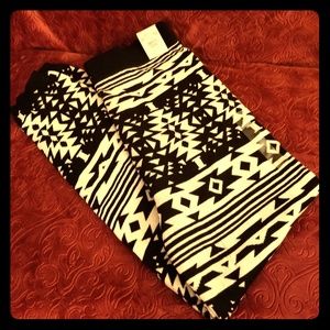 Aztec Pattern Sweater Leggings